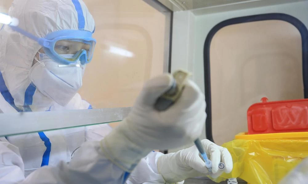 Η Ρωσία παρασκεύασε πέντε πρωτότυπα εμβόλια κατά του κορονοϊού